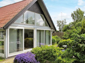 Luxurious Holiday Home in Stroby Egede near Sea in Strøby Egede